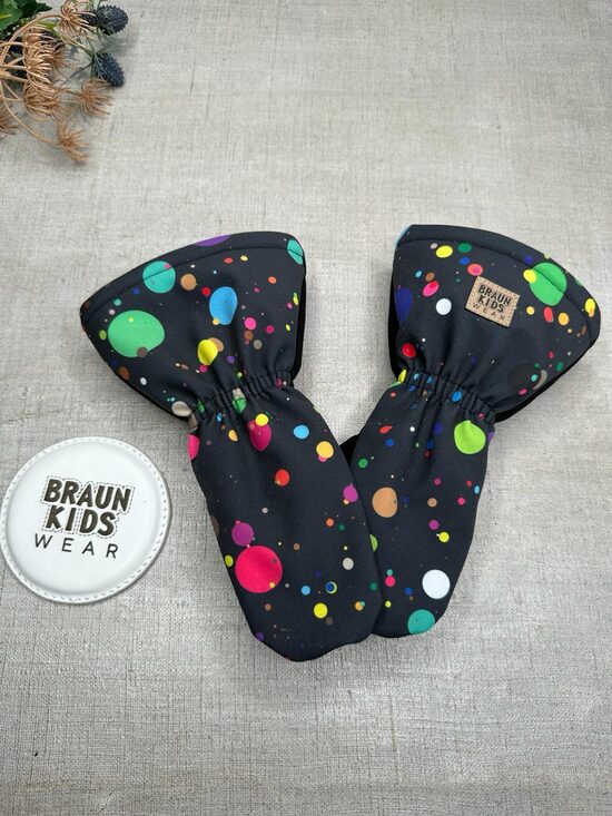 Ziemas softshell cimdi  -  Krāsainās bumbas uz melna